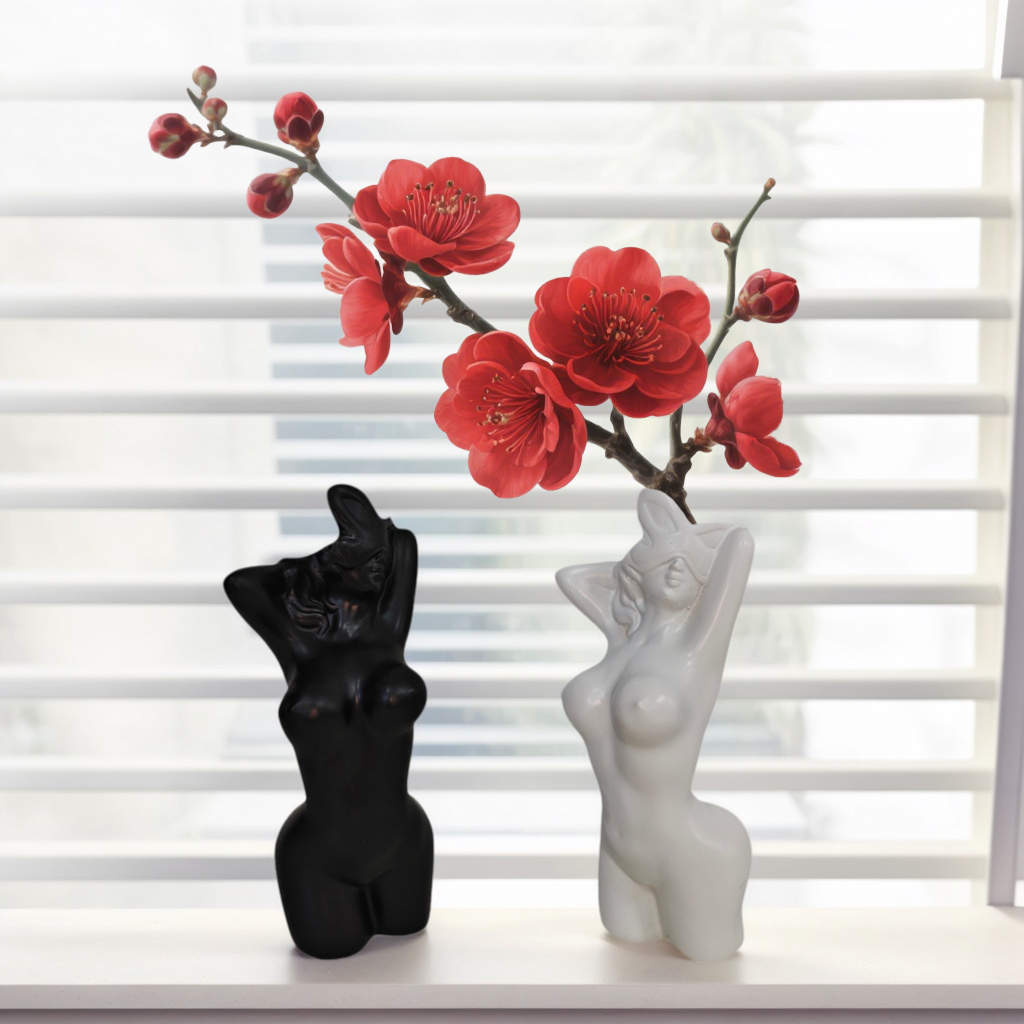 Home Decor Minimalist Style - 1 Piece of Artistic Human-Shaped Vase