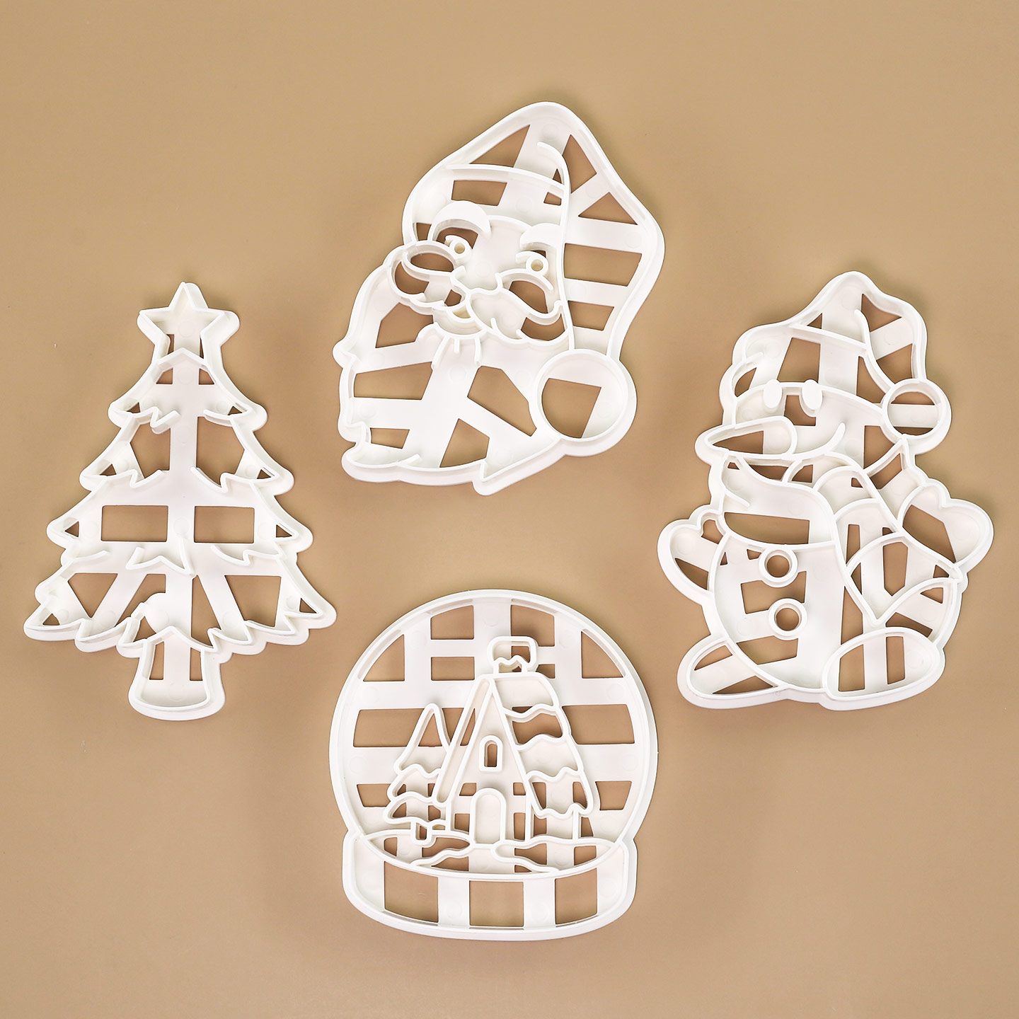 4 Pcs Christmas Cookie Cutter  - Home Decor Xmas avaliação e preço