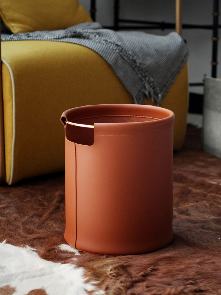 Brown Leather Storage Bucket f - Home Decor Hampers avaliação e preço